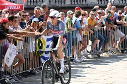 'Rode' Philipsen pakt zeldzame kans met beide handen aan: 'Zijn niet veel mogelijkheden voor een sprinter als ik