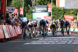 Achter Philipsen balen podiumklanten van misgelopen kans op rood: 'Als ik vanuit het wiel was gekomen...'