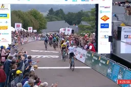 Paul Lapeira schiet ook raak in lastige aankomst etappe 3 Tour du Limousin, Franse landgenoot Costiou blijft leider
