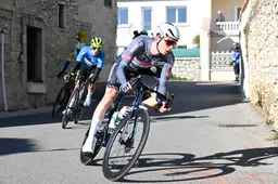 21-jarige Alpecin-Deceuninck-renner zet loopbaan stop na overlijden conculega's: 'Plezier volledig kwijt'