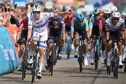 Nederlandse wind niet sterk genoeg om Merlier te stoppen: Belg met afstand de sterkste in openingsetappe Renewi Tour