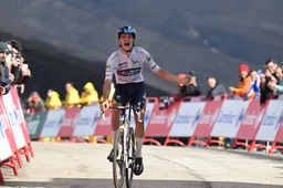 Trainer Pellizzari heeft weinig verwachtingen voor WK en legt uit waarom Italiaan geen problemen zal maken van RB-kopmanschap