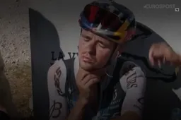 Heel realistische en nog altijd gretige Tom Pidcock biecht op dat Angliru en Van Baarle (Visma) hem sloopten