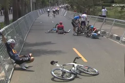 Remco Evenepoel en Juan Ayuso raakten al vroeg cruciale knechten kwijt, Van Wilder kent verdict