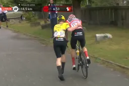 🎥 Uitgelachen in Tour 2022, maar Visma | Lease a Bike maakt drie jaar later indruk met fietswissel Vingegaard in Vuelta