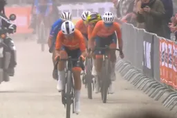 Felle WK-reacties, van Moonen en Ockeloen tot Zonneveld en Knetemann: 'Hoop voor Kastelijn dat ze er goed voor betaald is'