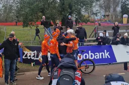 'Je wint het uiteindelijk bij de dameskant', jubelt Nederland na 'ideale opstelling' in WK Team Relay
