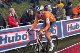 Na WK- en EK-tijdrittitel merkt Michiel Mouris in cross al dat stap van junioren naar beloften best lastig is