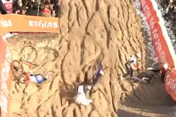 🎥 'Je kan m'n neus breken, maar niet mijn hart': Brand en Pieterse reageren geniaal op bizarre crash-afdaling