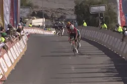 Sterke Quintana haalt het niet: Schmid brengt teller op 2 na nieuwe zege in Oman