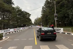 Tragisch ongeval met volgauto in Ronde van Rwanda: 2 toeschouwers om het leven gekomen