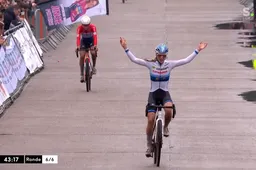 Kettingproblemen Alvarado verpesten zinderende Sluitingsprijs: Van der Heijden profiteert en wint