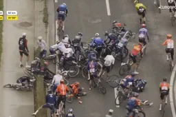 Dit weten we tot dusver van de vele gevallen renners in Omloop Het Nieuwsblad