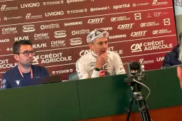 Tadej Pogacar is kritisch na Strade Bianche-zege en blikt vooruit op volgend groot project