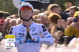 demi-vollering-namaste