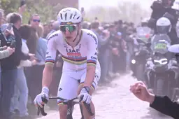 tadej-pogacar-roubaix