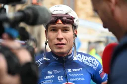 jasper-philipsen