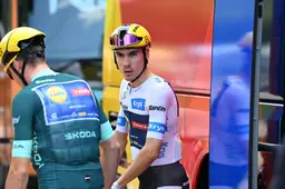 juan-ayuso-mads-pedersen