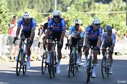 mathieu-van-der-poel-jasper-philipsen-alpecin-premier-tech-6a4bf4e462e00