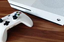 xbox met controllerf1632480503