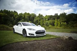 tesla autof1594292410