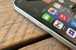 iphone 16e review 4