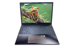 e ink touchpad laptop