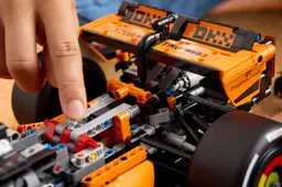 LEGO Technic McLaren 42228 F1 auto