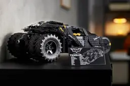 LEGO Batman Tumbler Batmobile