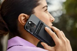 Phone call woman (1)