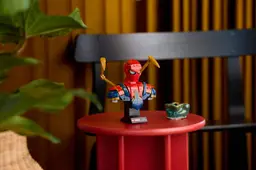 iron spider-man buste