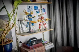 LEGO De Twee Torenhoge Mecha