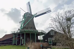 Screenshot_20251202_152358