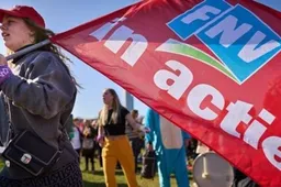 fnv-actie-meisje-met-vlag
