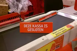 Deze_kassa_is_gesloten,_Kruidvat_Winschoten_(2018)