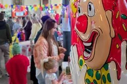 Kopie van Carbón y Beige Moderno Foto Diario Banner para YouTube (10)