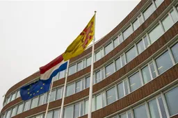 vlaggen voor provinciehuis 960 x 576 1