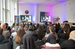 foto mboRijnland_aula Breestraat_De Kiesmannen_1