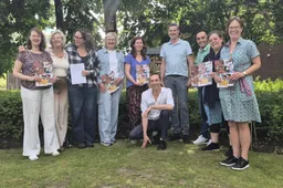 NT2-docenten van Stichting Piëzo en enkele collega-docenten volgden met succes de opleiding Alfabetisering & Z-route bij de VU - foto Stichting Piëzo