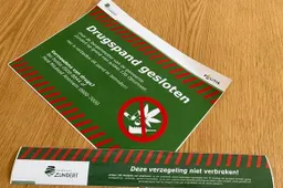 Gemeente Zundert - Stickers voor sluiting en verzegeling van een drugspand (1)