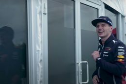 Video. Achter de schermen bij de overwinning van Max Verstappen in Canada