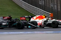 Wedstrijdleider Formule 1 geeft mening over incident tussen Lewis Hamilton en Sergio Pérez