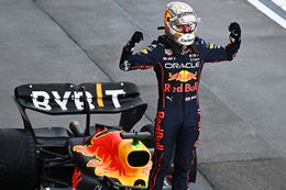 Esteban Ocon looft Max Verstappen na tweede titel: 'Verdient het compleet'