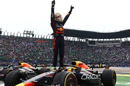 Max Verstappen valt voor het tweede jaar op rij in de prijzen bij de Autosport Awards