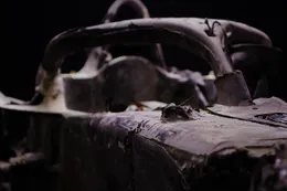 Verbrande Haas van Romain Grosjean te zien in F1-tentoonstelling
