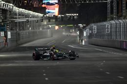 Hamilton terug aan het front verwacht: 'Ik geloof in Mercedes'
