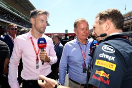 Jenson Button verwacht ongemakkelijke werksfeer binnen Mercedes na aankondiging Hamilton: 'Wat gaan ze achterhouden?'