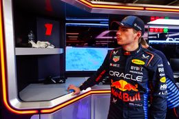 'Red Bull RB20 nog niet stabiel; Max Verstappen krijgt vanmiddag nieuwe onderdelen'