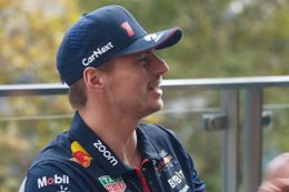 Video: Max Verstappen en Sergio Pérez doen mee aan Australische quiz van 'Aussie' Daniel Ricciardo