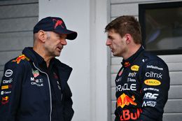 'Adrian Newey en Red Bull Racing gaan gesprekken aan na vertrekwens meesterontwerper'